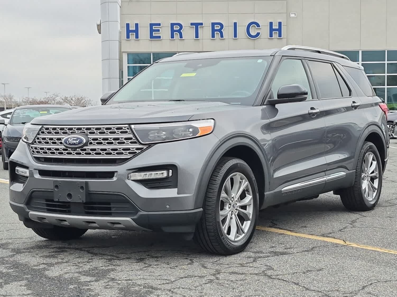 2021 FORD Explorer