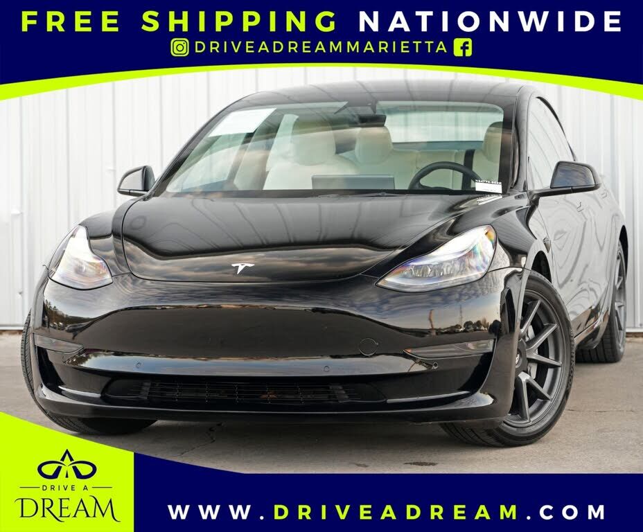 2022 TESLA Model 3