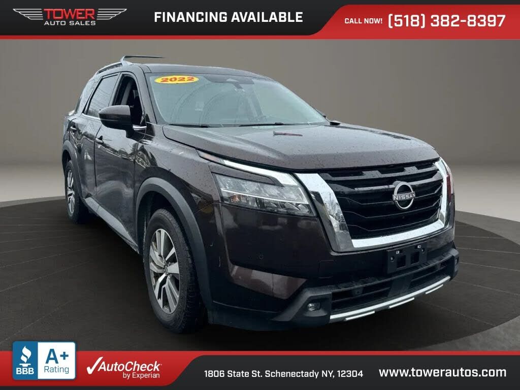 2022 NISSAN Pathfinder