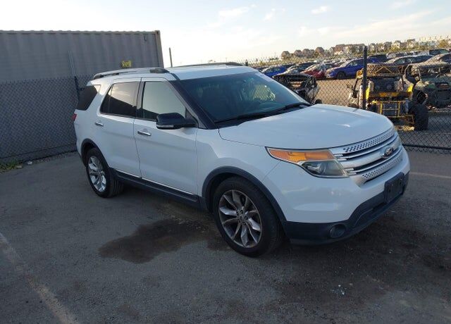 2014 FORD Explorer
