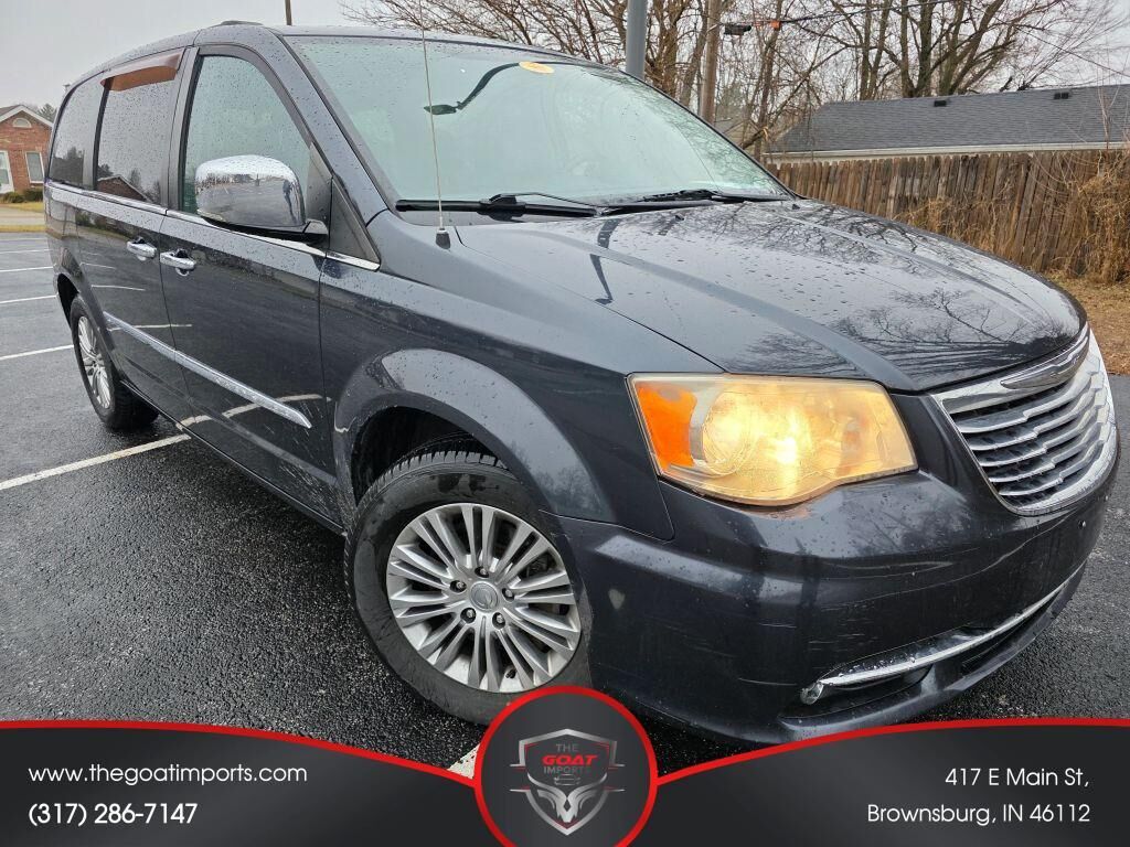 2013 Chrysler Town and Country