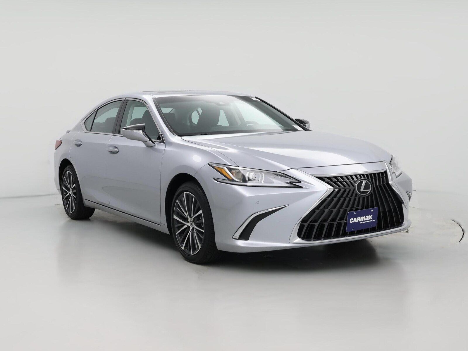 2025 LEXUS ES