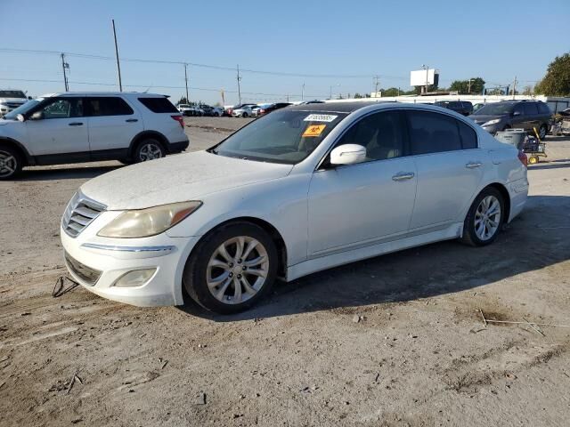 2013 HYUNDAI Genesis