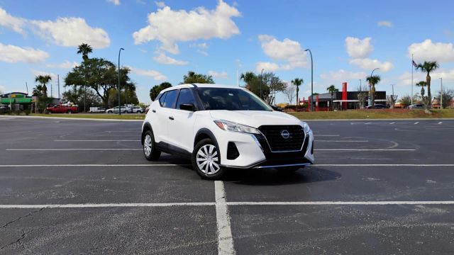 2022 NISSAN Kicks