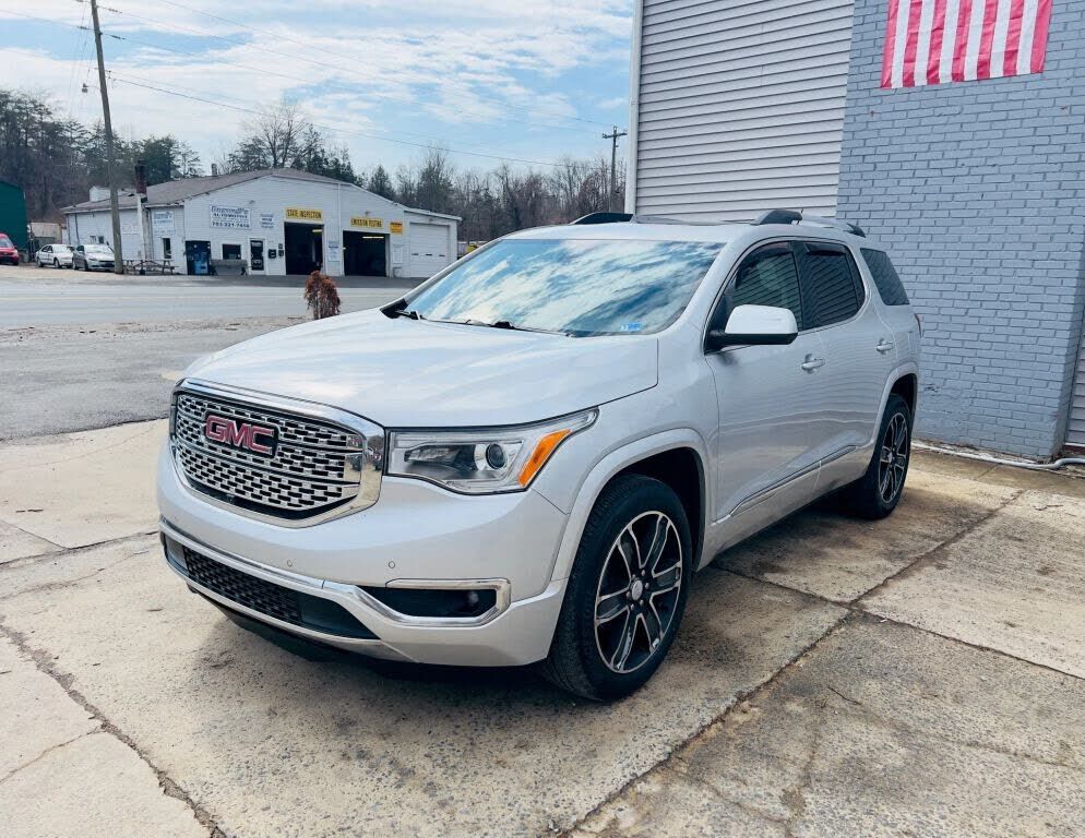 2017 GMC Acadia