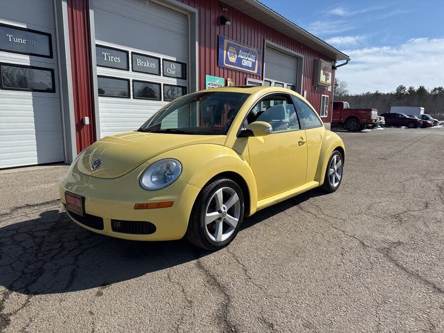 2010 VOLKSWAGEN Beetle
