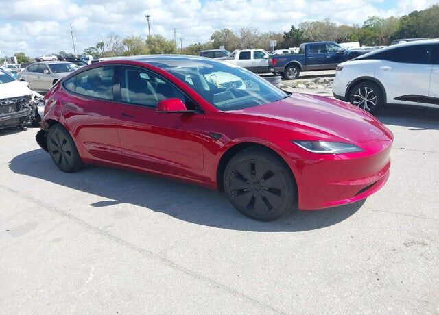 2025 TESLA Model 3
