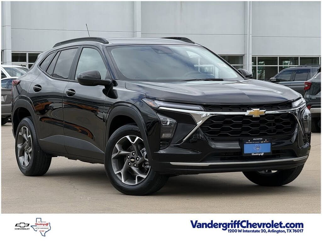 2025 CHEVROLET Trax