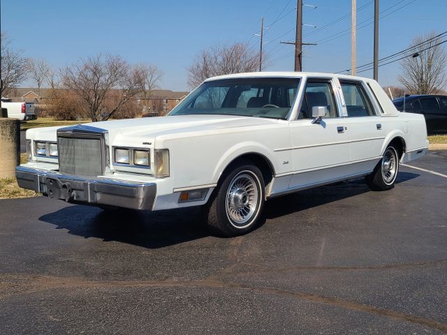 1988 LINCOLN Town Car