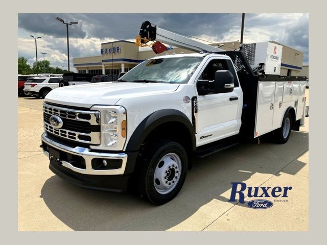 2024 FORD F-550