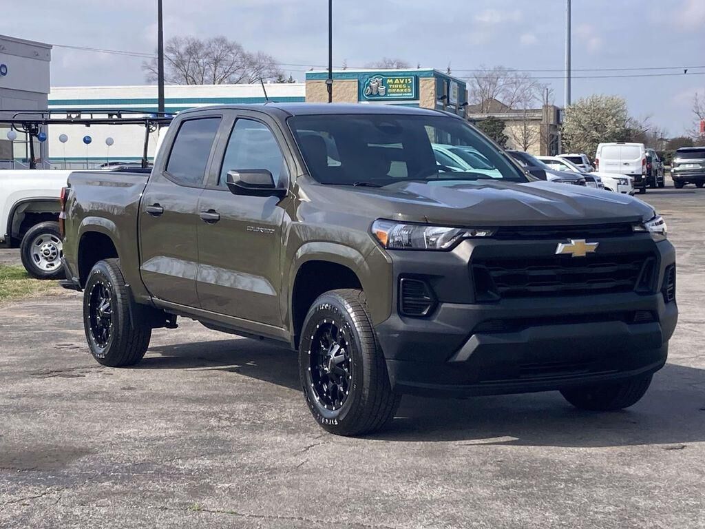 2023 CHEVROLET Colorado