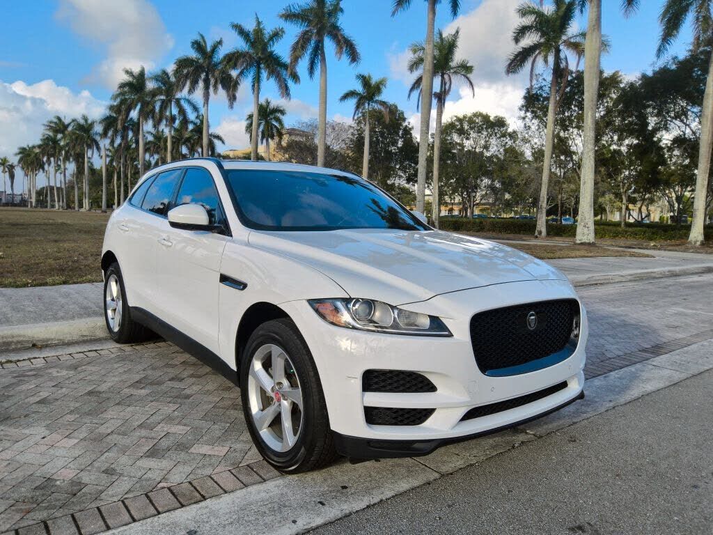 2019 JAGUAR F-Pace