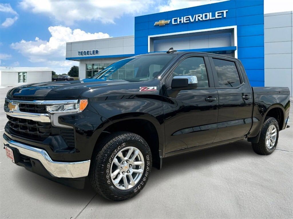 2025 CHEVROLET Silverado