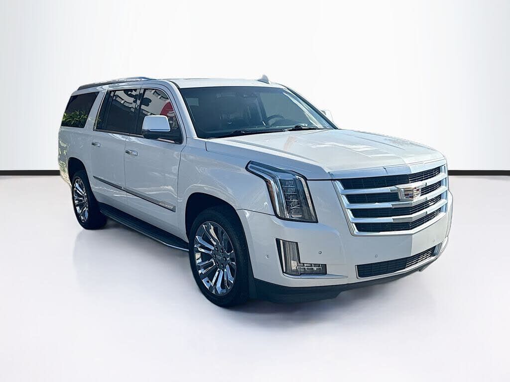 2019 CADILLAC Escalade ESV