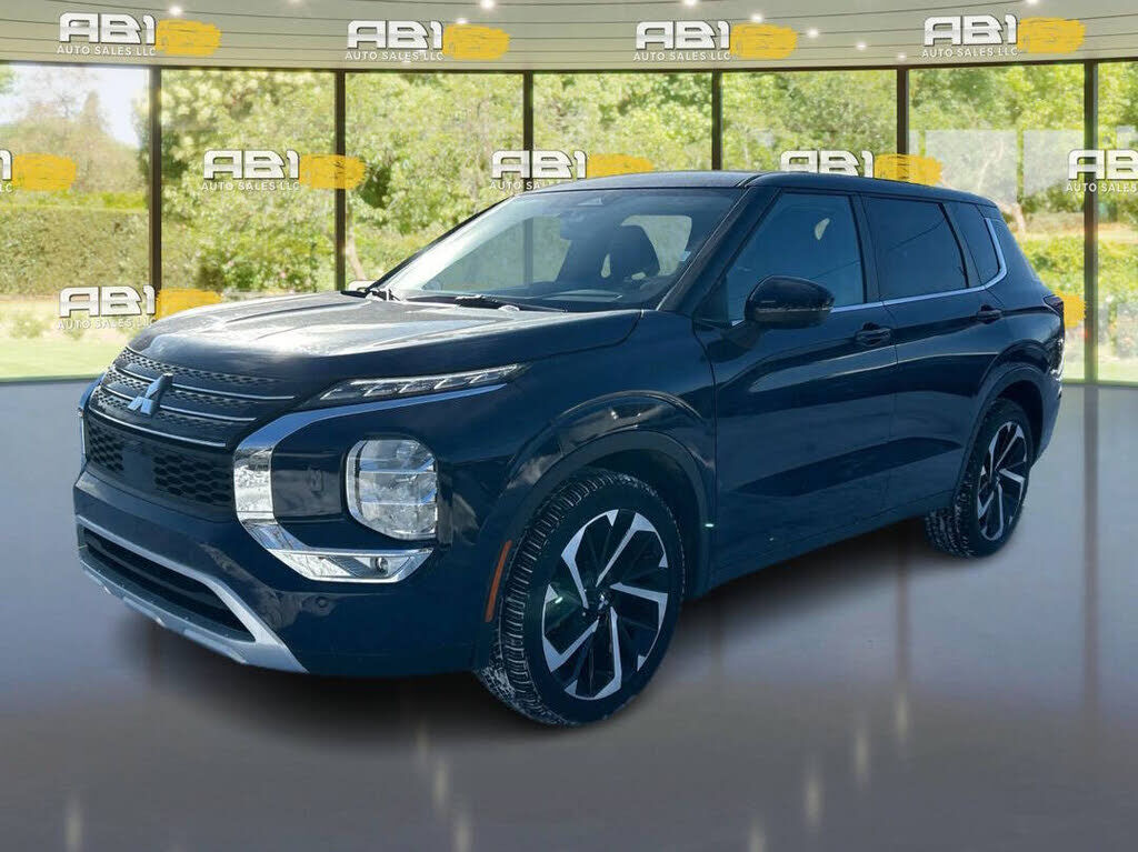 2024 MITSUBISHI Outlander