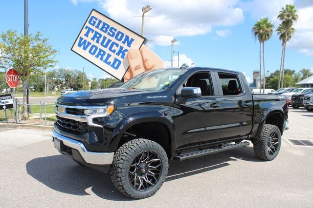 2025 CHEVROLET Silverado