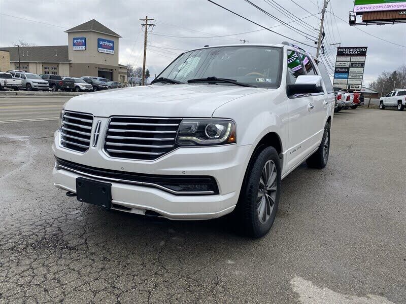 2017 LINCOLN Navigator