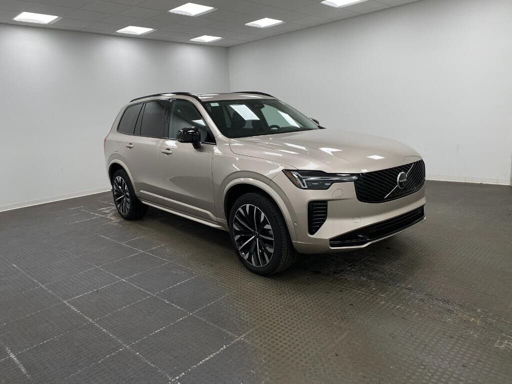 2026 VOLVO XC90