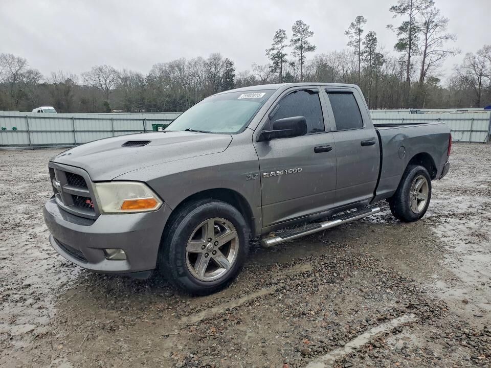 2012 DODGE Ram