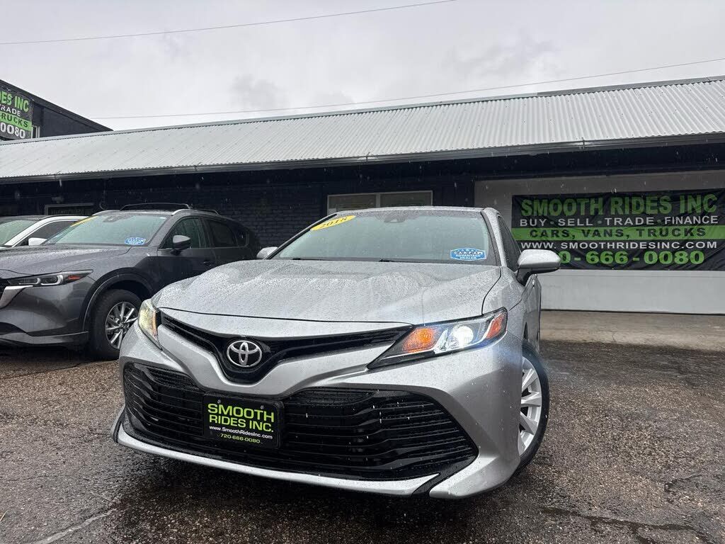 2018 TOYOTA Camry