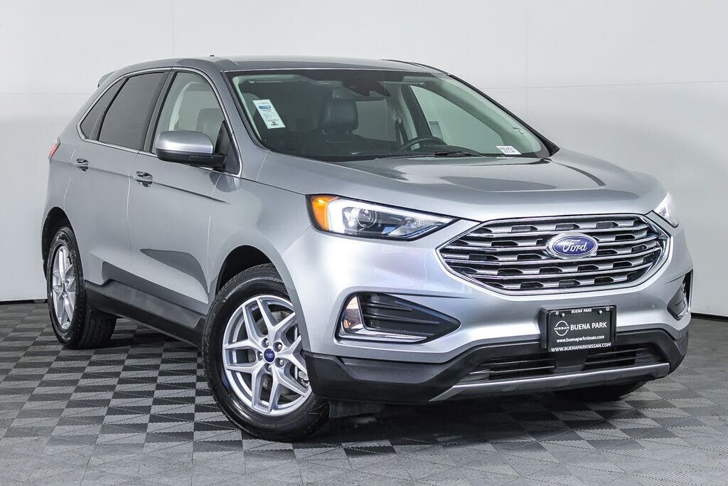 2022 FORD Edge