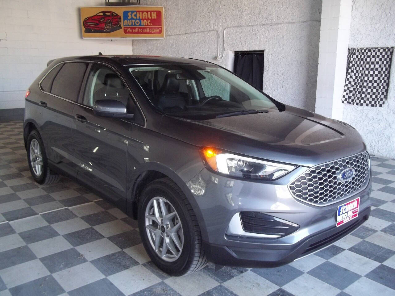 2023 FORD Edge