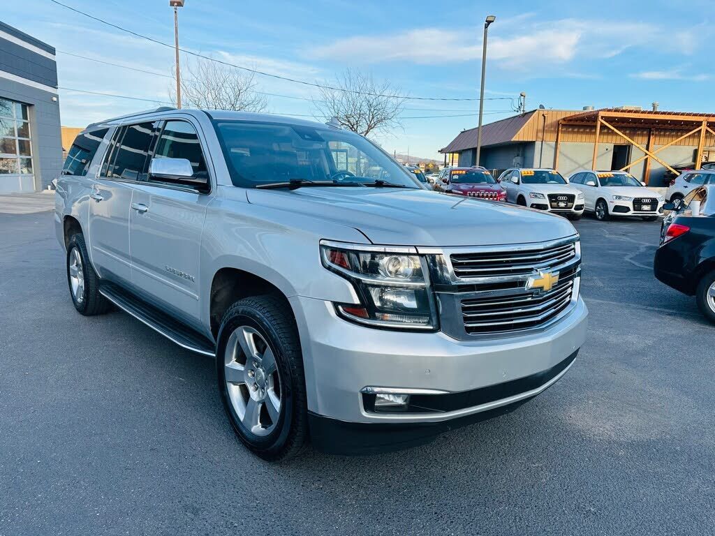 2018 CHEVROLET Suburban