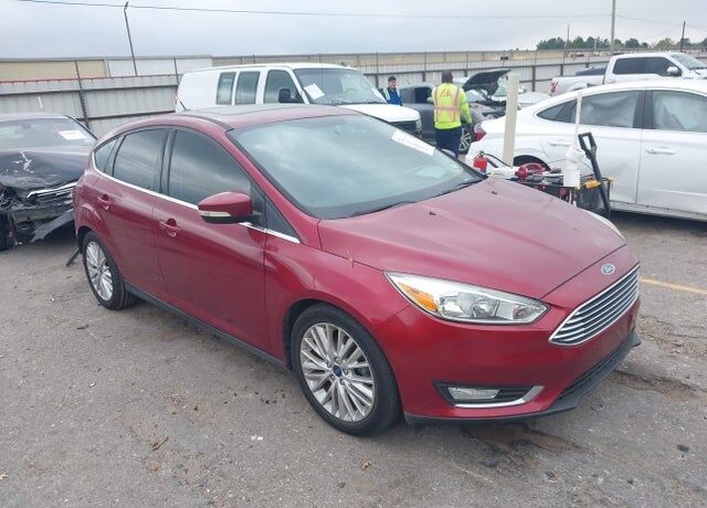 2016 FORD Focus