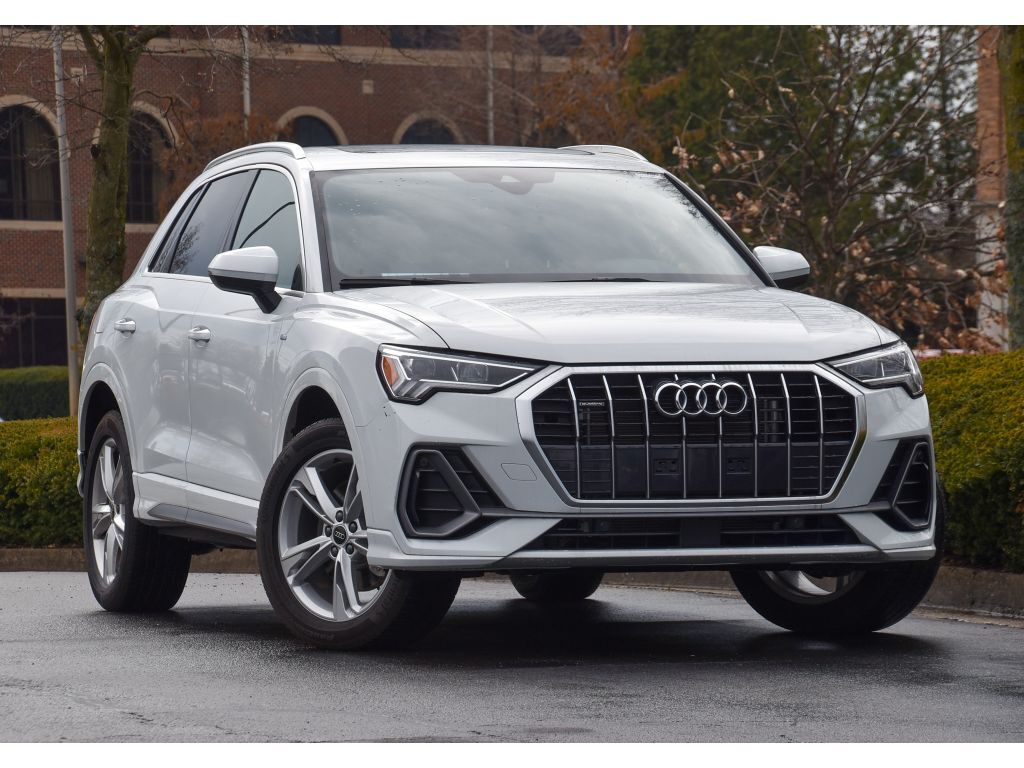 2024 AUDI Q3