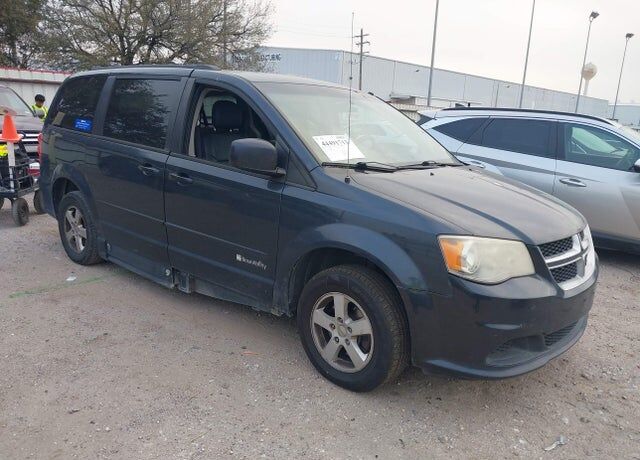 2013 DODGE Grand Caravan