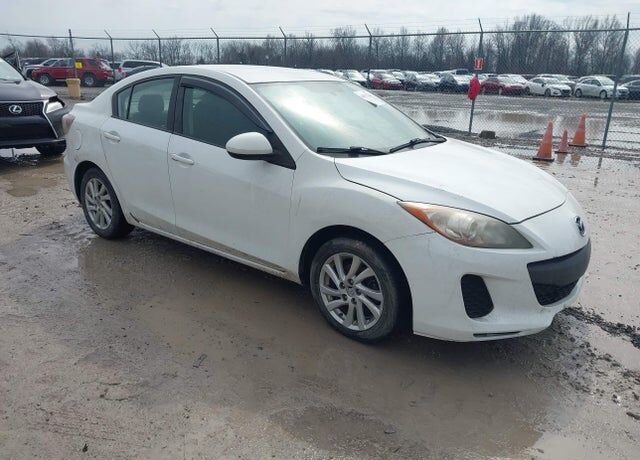 2012 MAZDA Mazda3