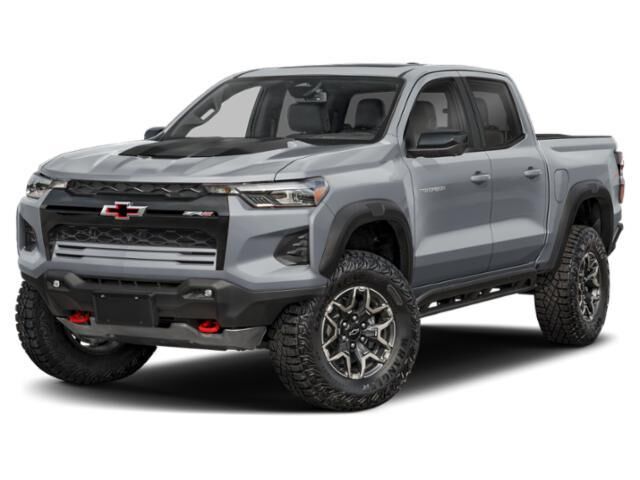 2025 CHEVROLET Colorado