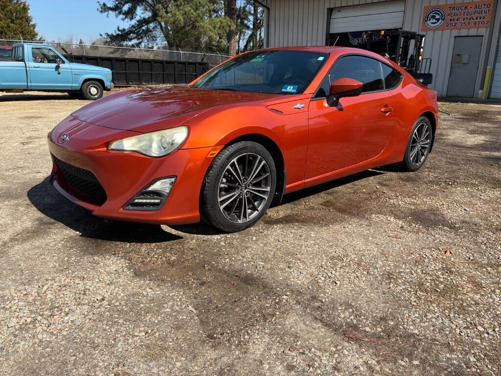 2014 TOYOTA Scion