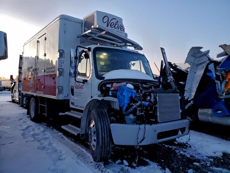 2025 FREIGHTLINER M2