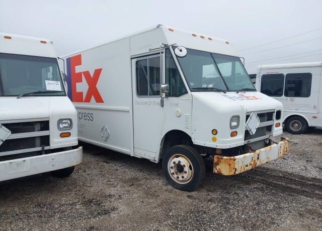 2001 FREIGHTLINER MT 55 Chassis