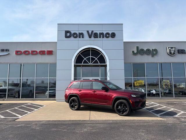 2025 JEEP Grand Cherokee