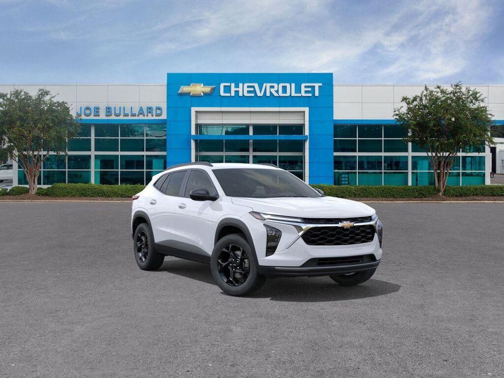 2026 CHEVROLET Trax
