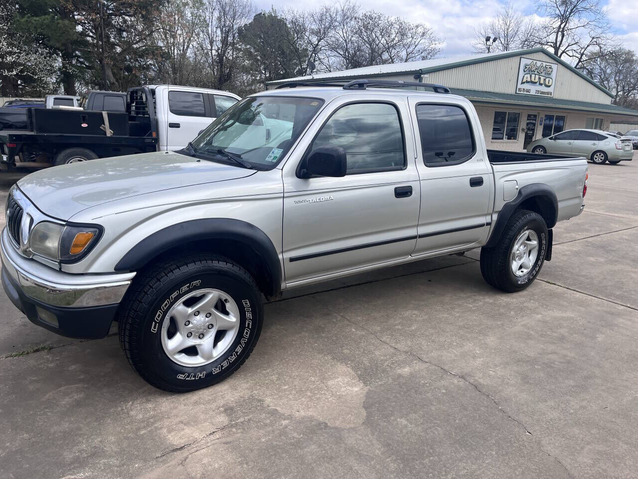2004 TOYOTA Tacoma