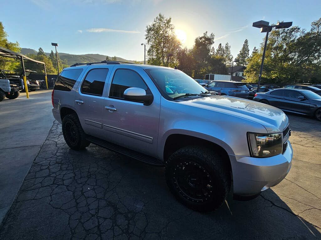 2012 CHEVROLET Tahoe