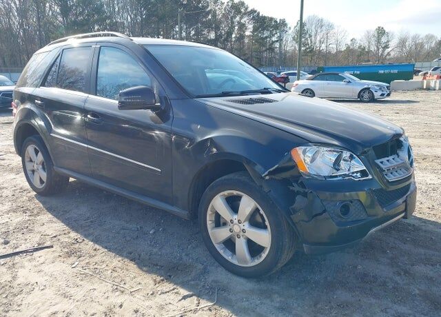 2011 MERCEDES-BENZ M-Class
