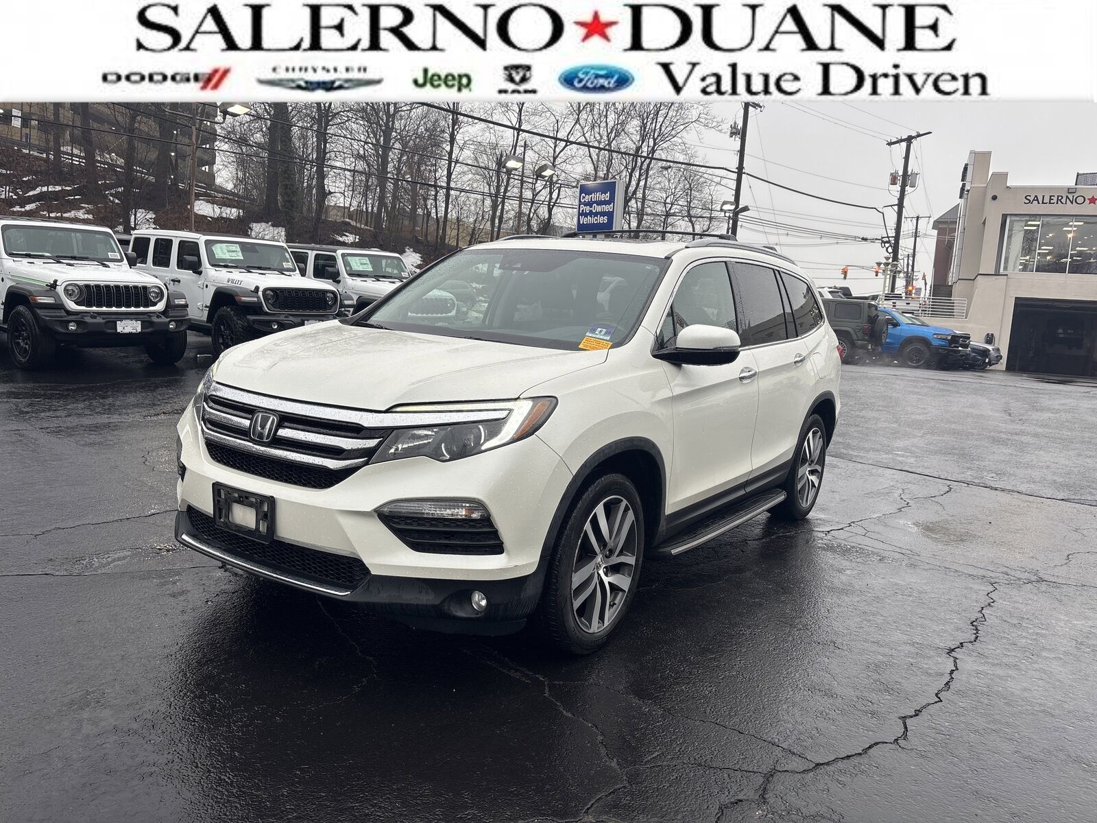 2017 HONDA Pilot