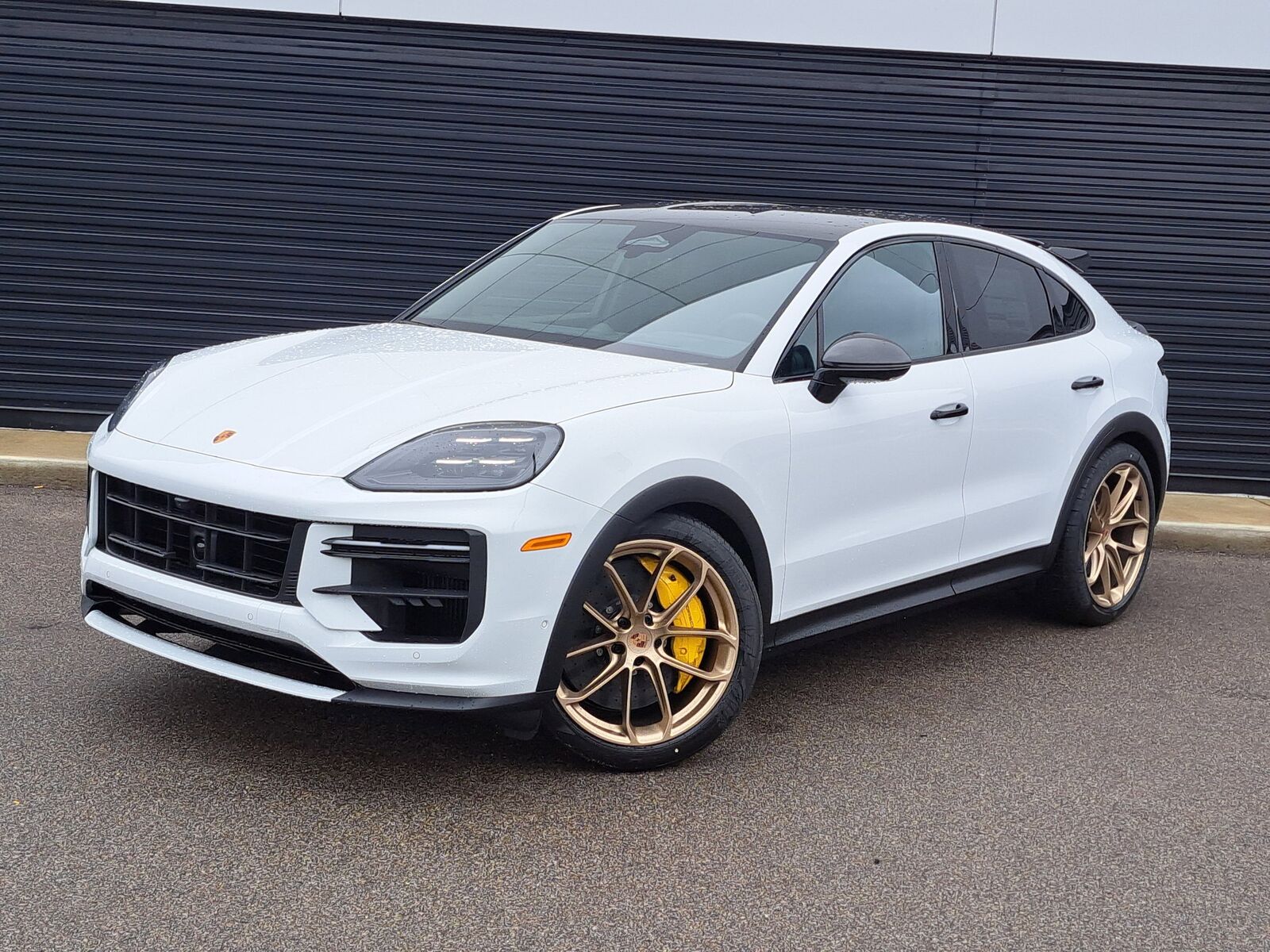 2026 PORSCHE Cayenne