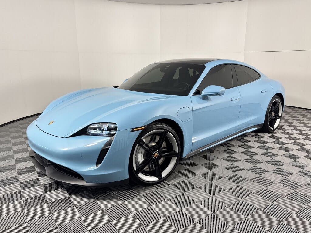 2021 PORSCHE Taycan