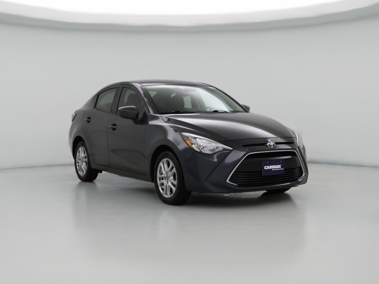2017 TOYOTA Yaris