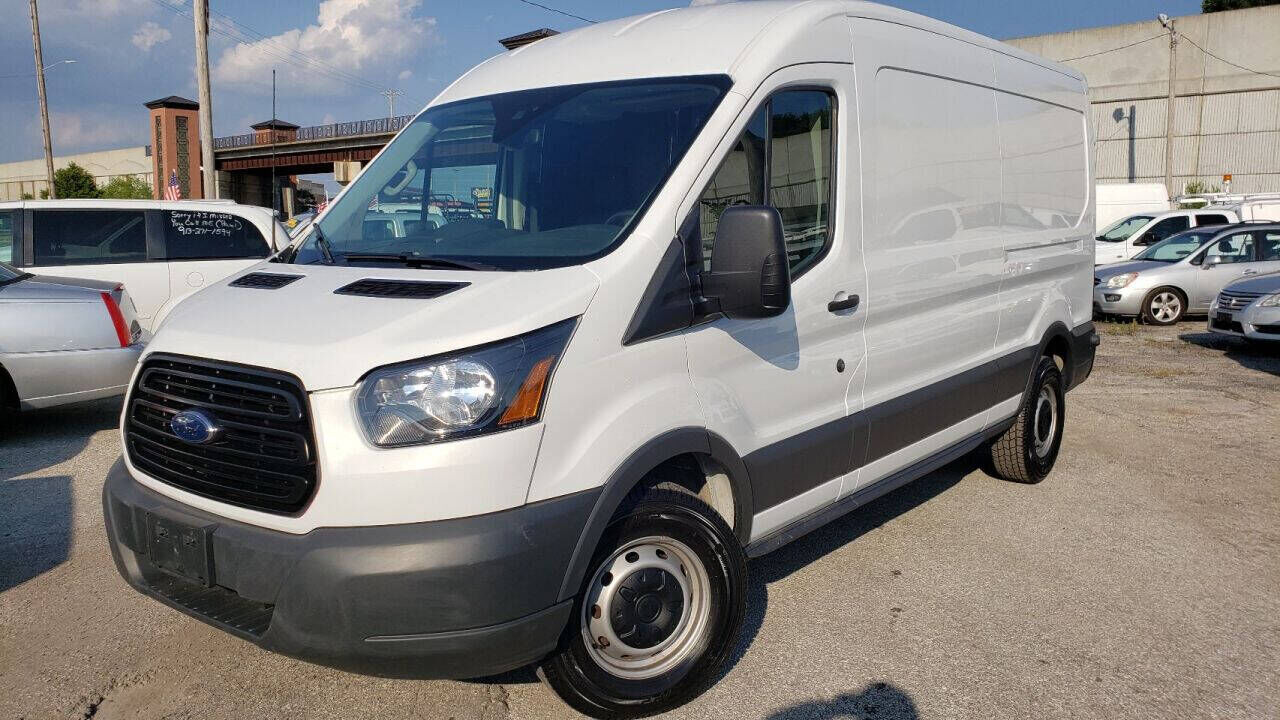 2017 FORD Transit