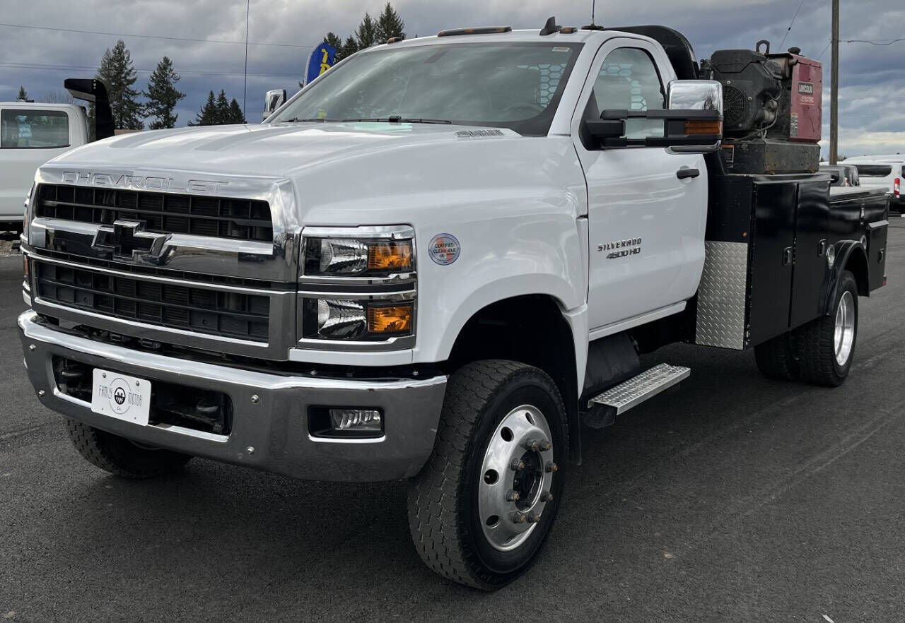 2023 GMC Silverado Medium Duty