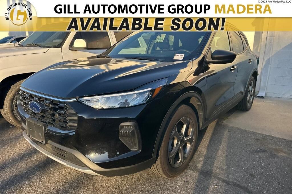 2025 FORD Escape