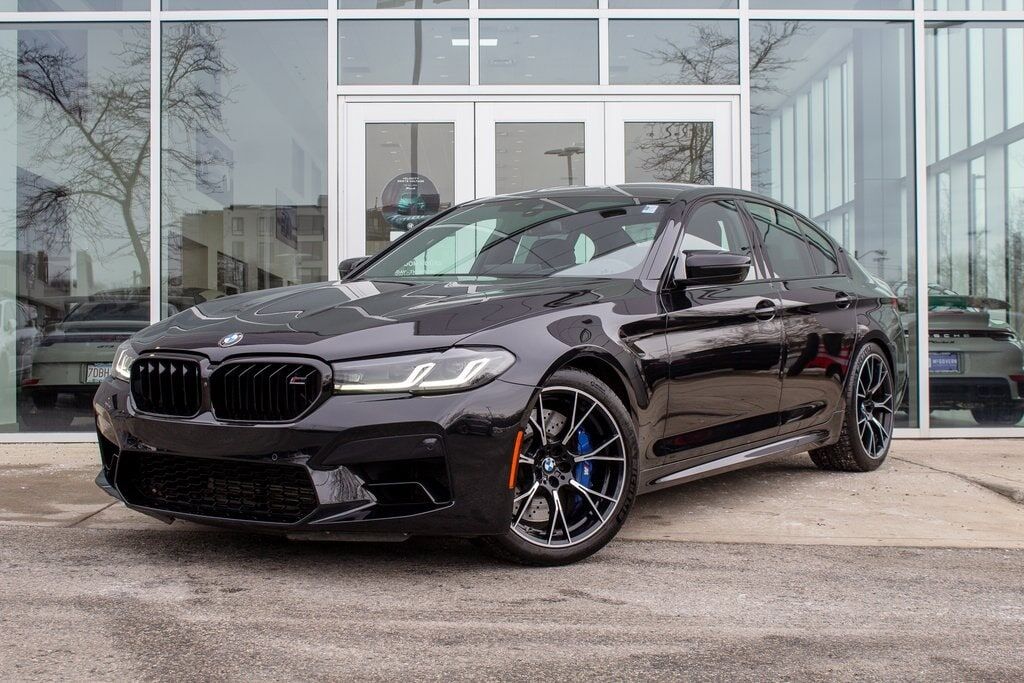 2022 BMW M5