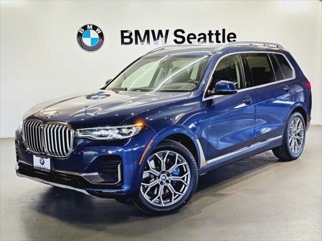 2021 BMW X7