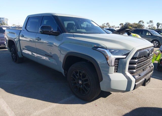 2025 TOYOTA Tundra